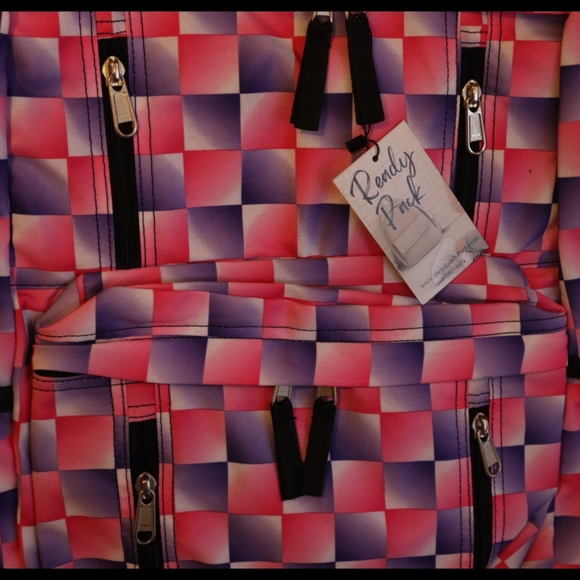 New Checked Design Trendy Modern Multiple Zipper Backpack, Size XL - Picture 6 of 10